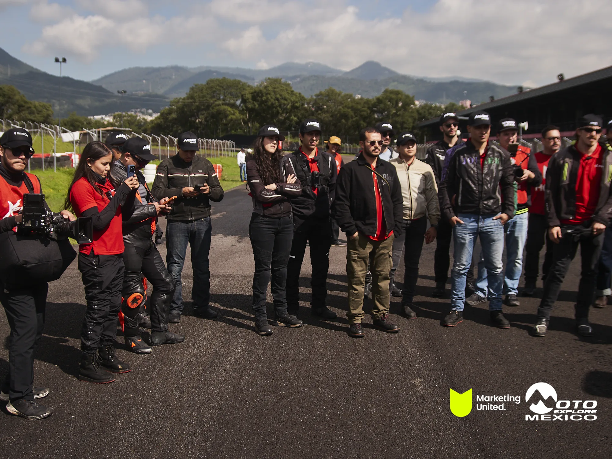 HUNK TRACKDAY 524